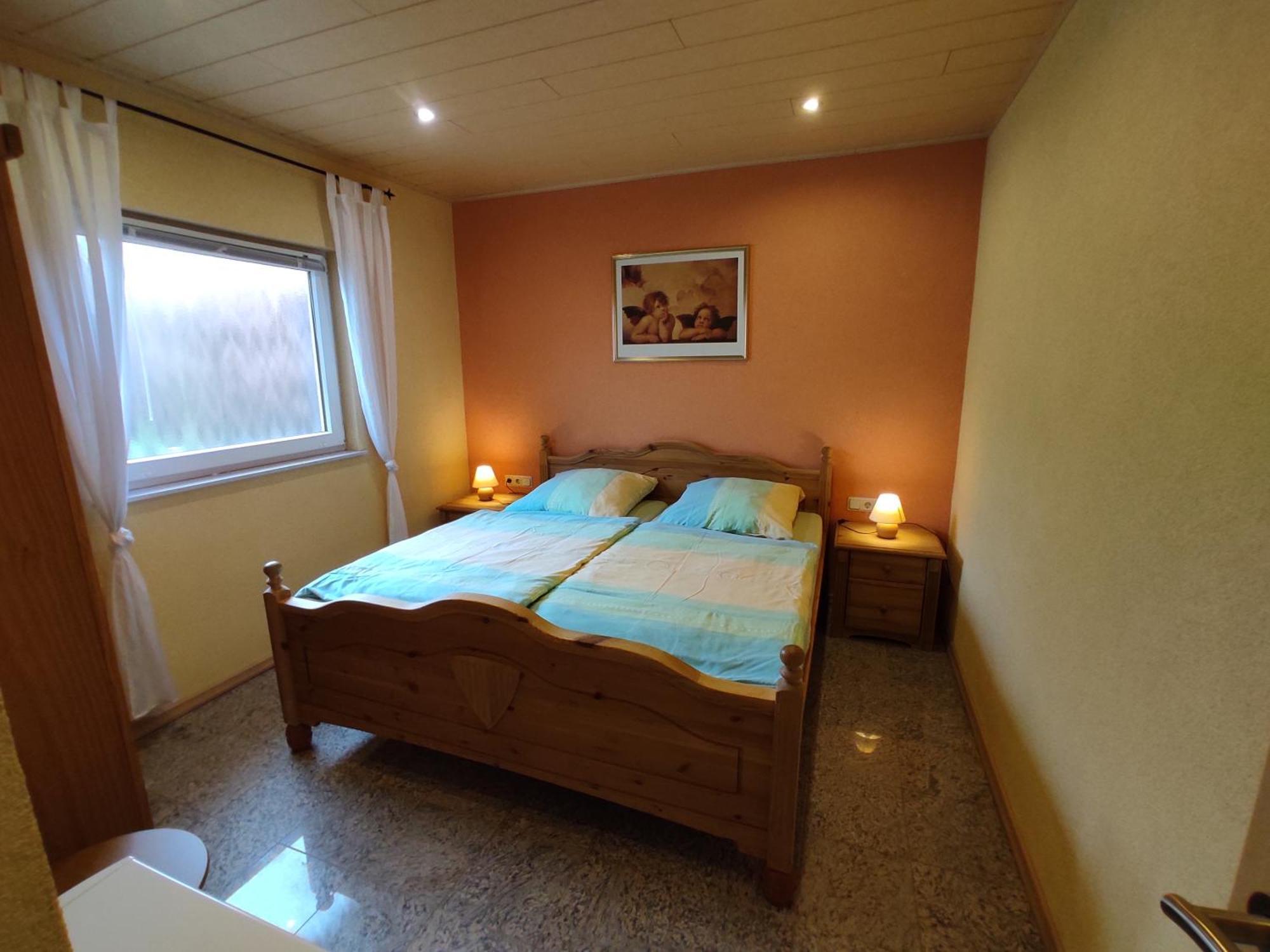 Moselferienweingut Schaefer Apartment Wintrich Ruang foto