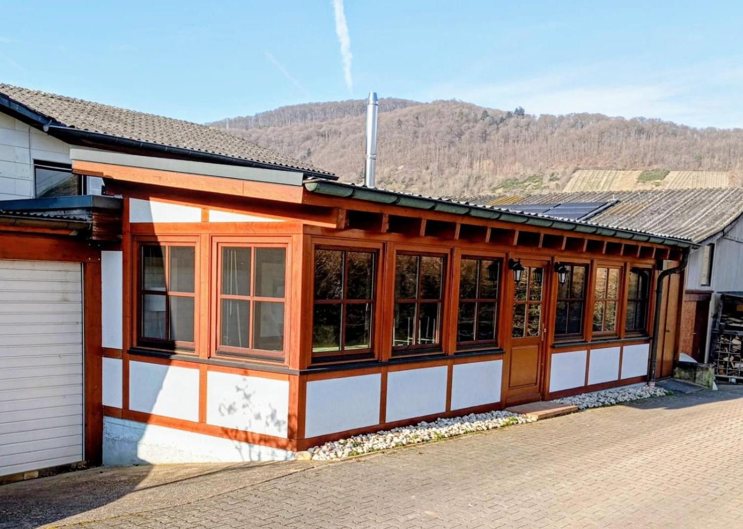 Moselferienweingut Schaefer Apartment Wintrich Ruang foto